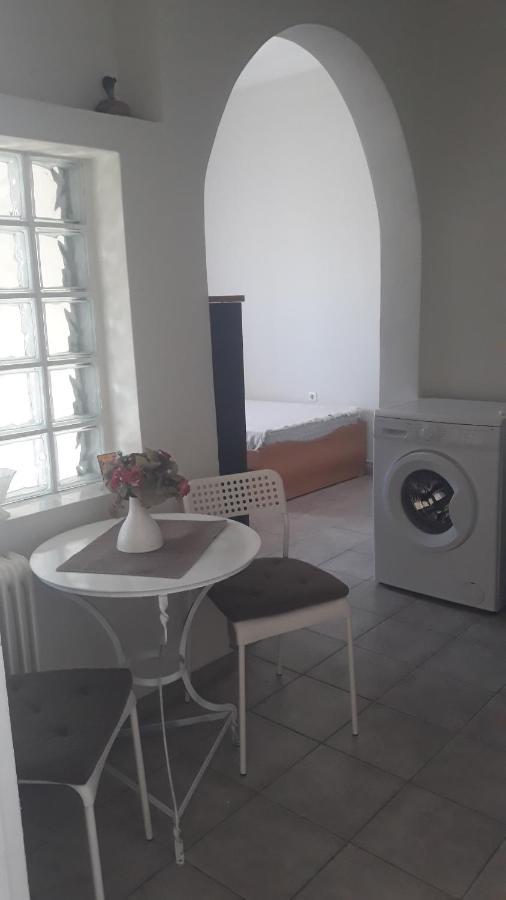 Central Apartments Eretria エクステリア 写真