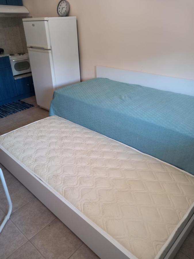 Central Apartments Eretria エクステリア 写真