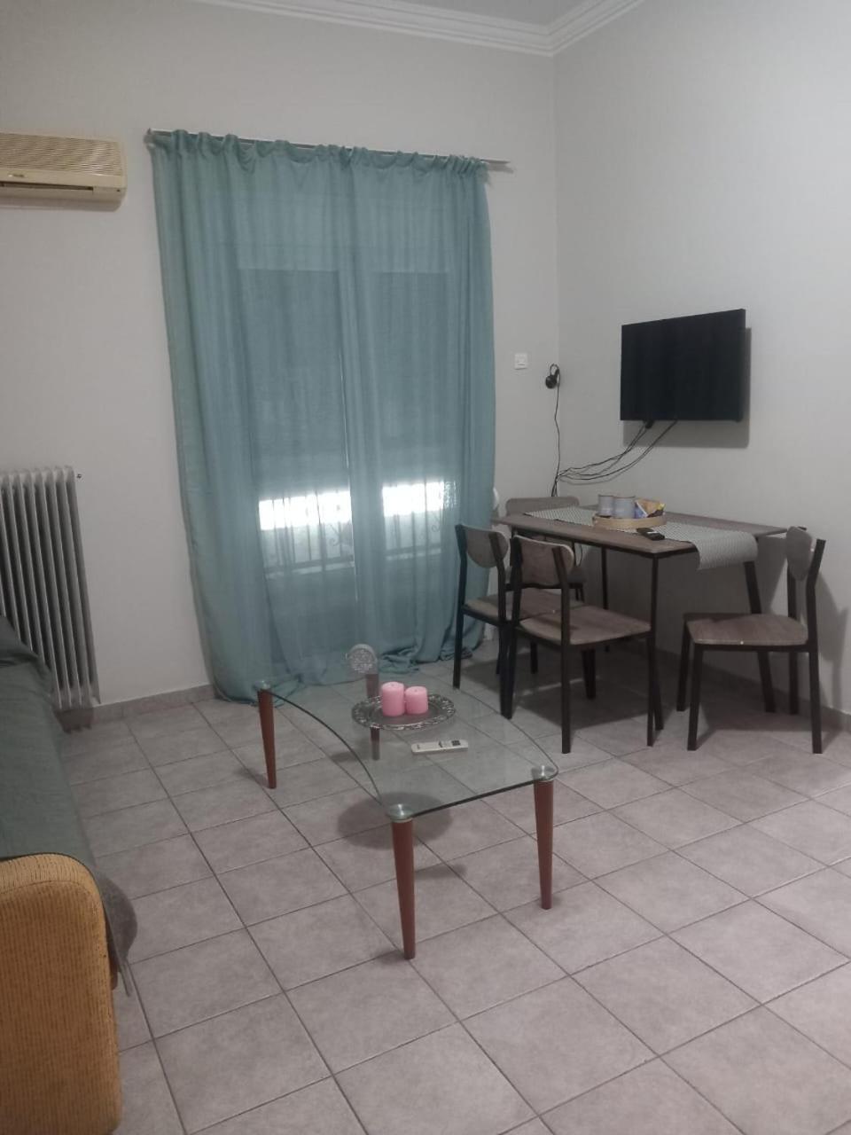 Central Apartments Eretria エクステリア 写真
