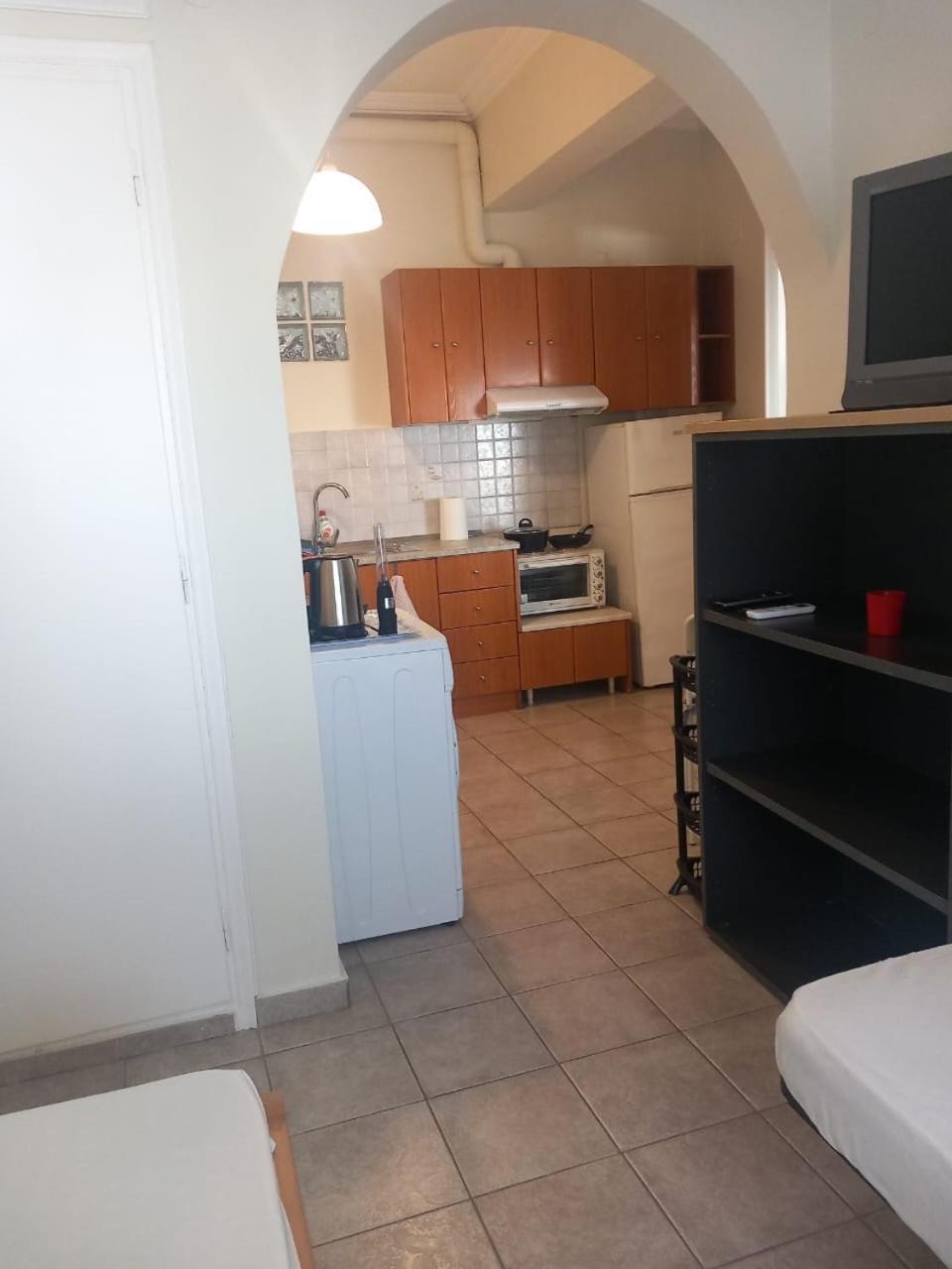 Central Apartments Eretria エクステリア 写真