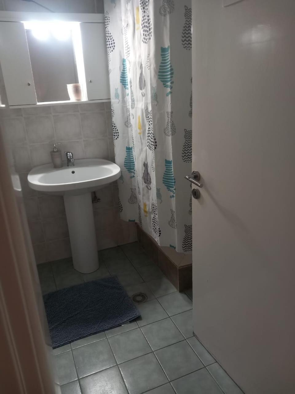 Central Apartments Eretria エクステリア 写真